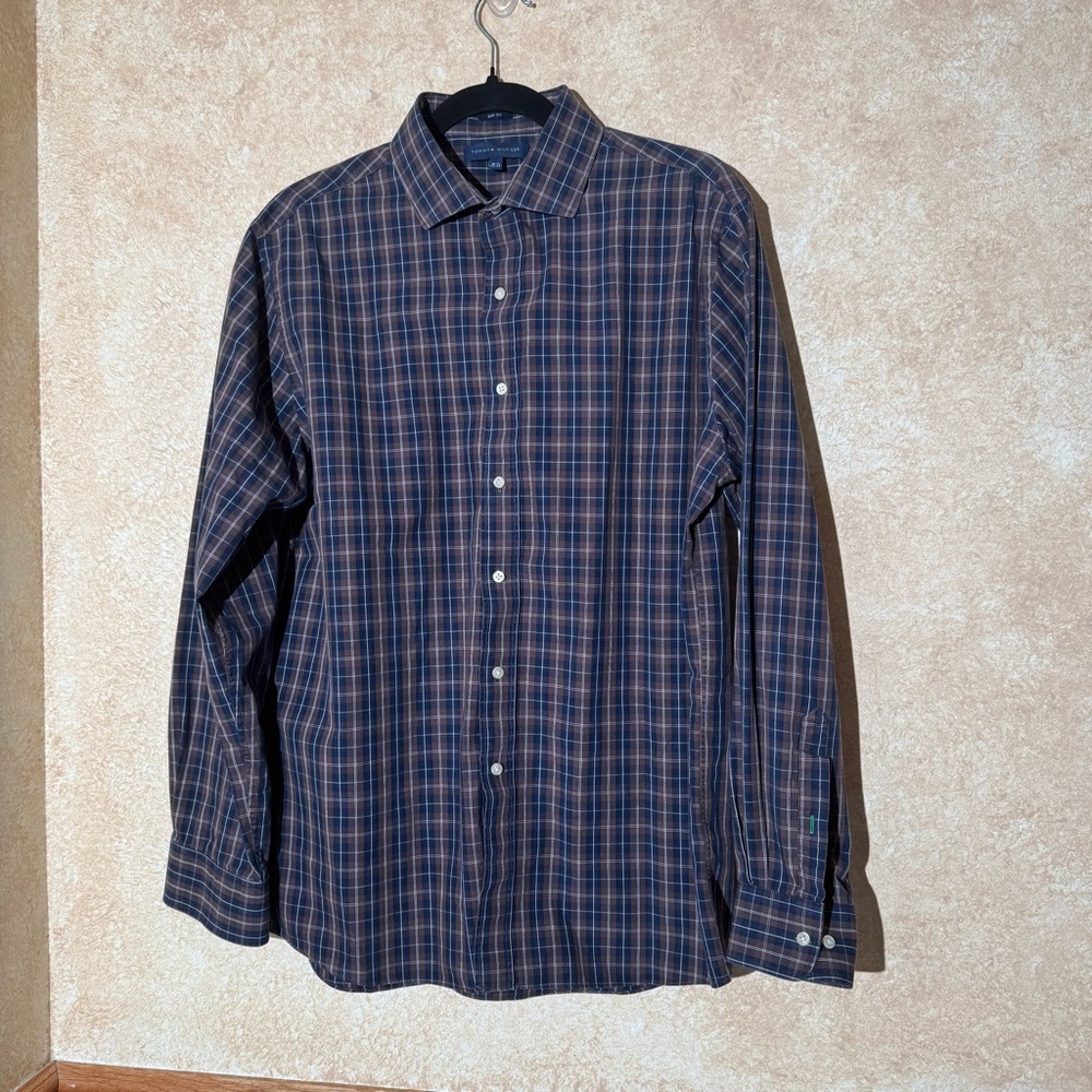 Tommy Hilfiger Navy and Brown Checkered Button up Shirt Size: 16 1/2. 34-35